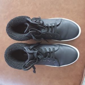 Womens size 11 sonoma black sneaker booties